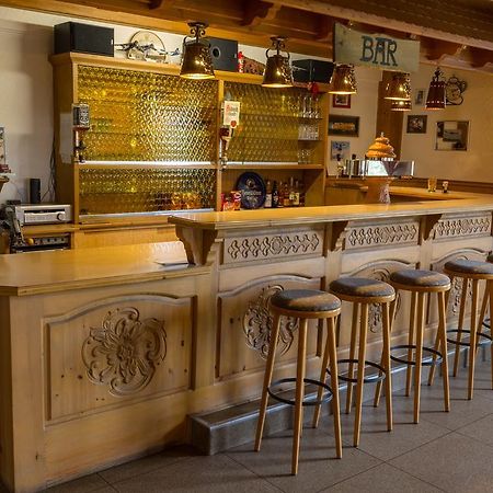 Hotel Restaurant Berghof Sohren Bagian luar foto