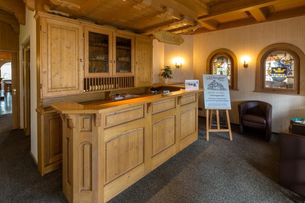 Hotel Restaurant Berghof Sohren Bagian luar foto